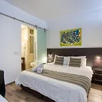 St Julians 302 Near And Paceville 아파트 *